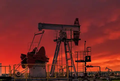 Oil Prices Fall as Market Shifts from Biden’s Exit to Weak Demand