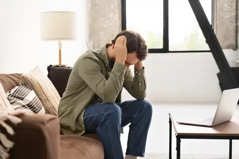 How Money and Power Greatly Impact Male Self-Esteem
